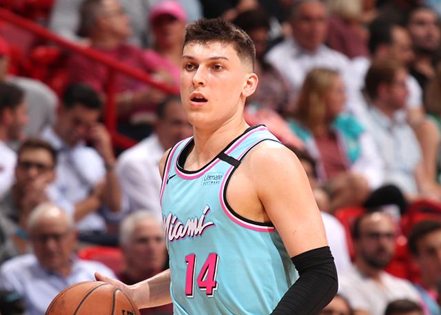 察不仅表现 察不仅表现